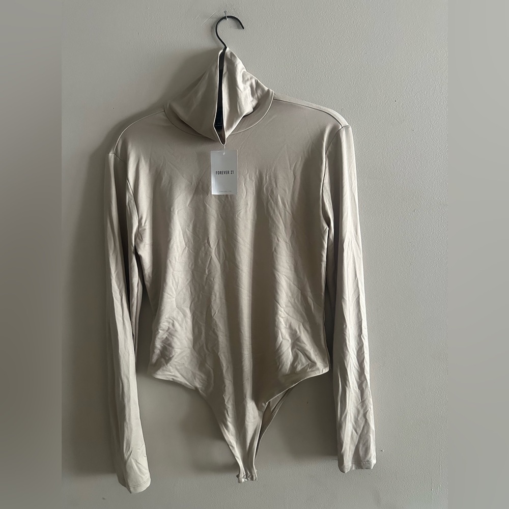 NWT Forever 21 Cream Turtleneck Long-Sleeve Bodysuit Size XL